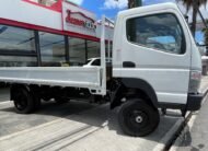 Mitsubishi Motors Canter Cama 14 Pies