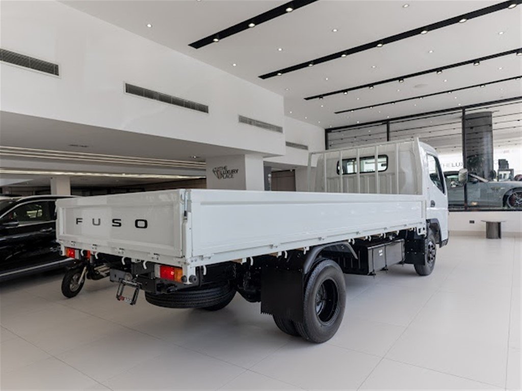 Mitsubishi Motors Canter Cama 14 Pies