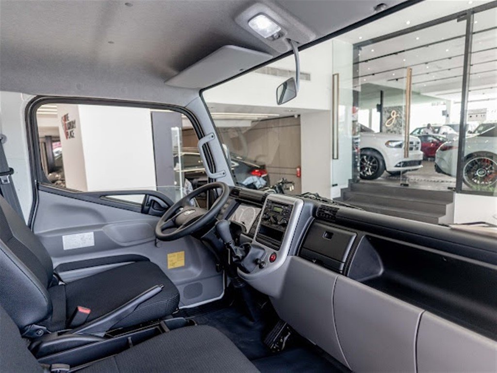 Mitsubishi Motors Canter Volteo