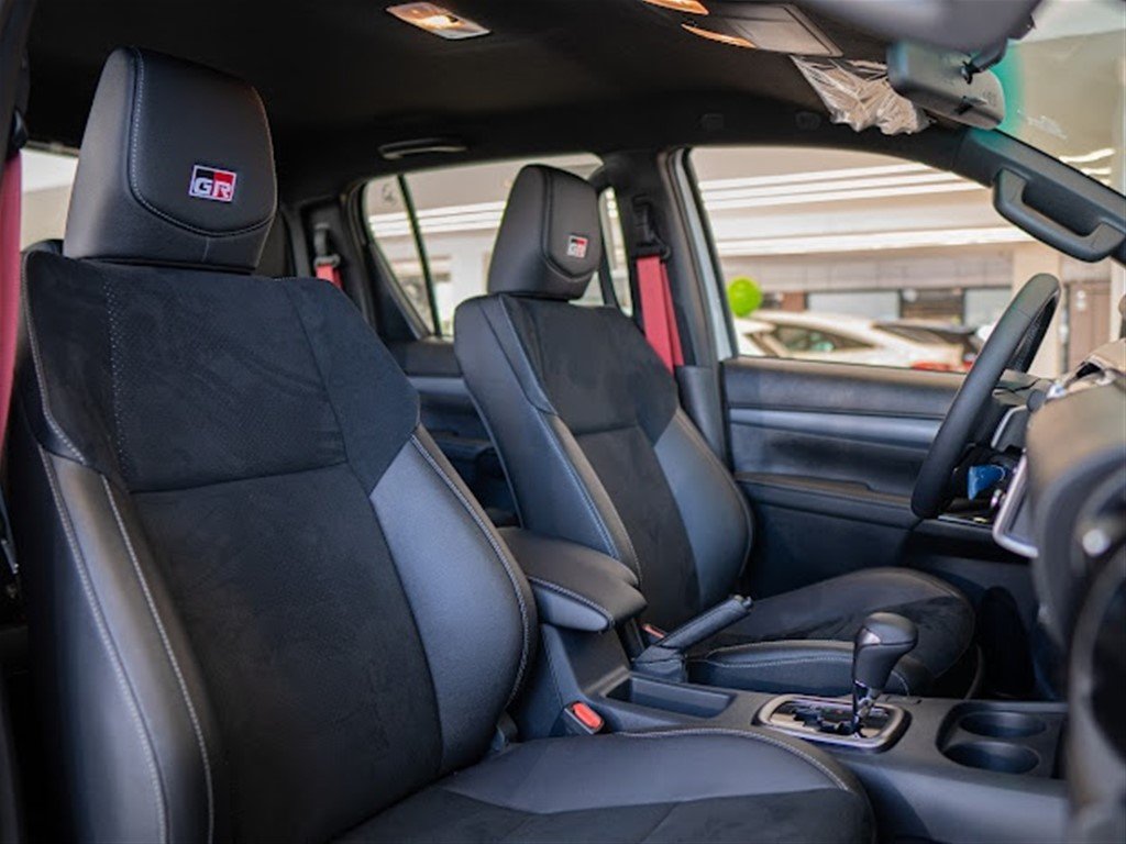Toyota Hilux GR Sport