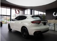 Maserati Levante SQ4 Ermeregildo Zegna