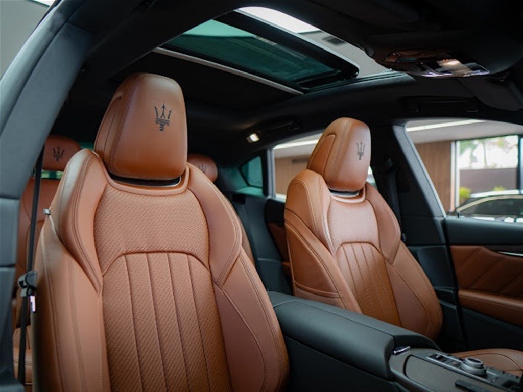 Maserati Levante SQ4 Ermeregildo Zegna