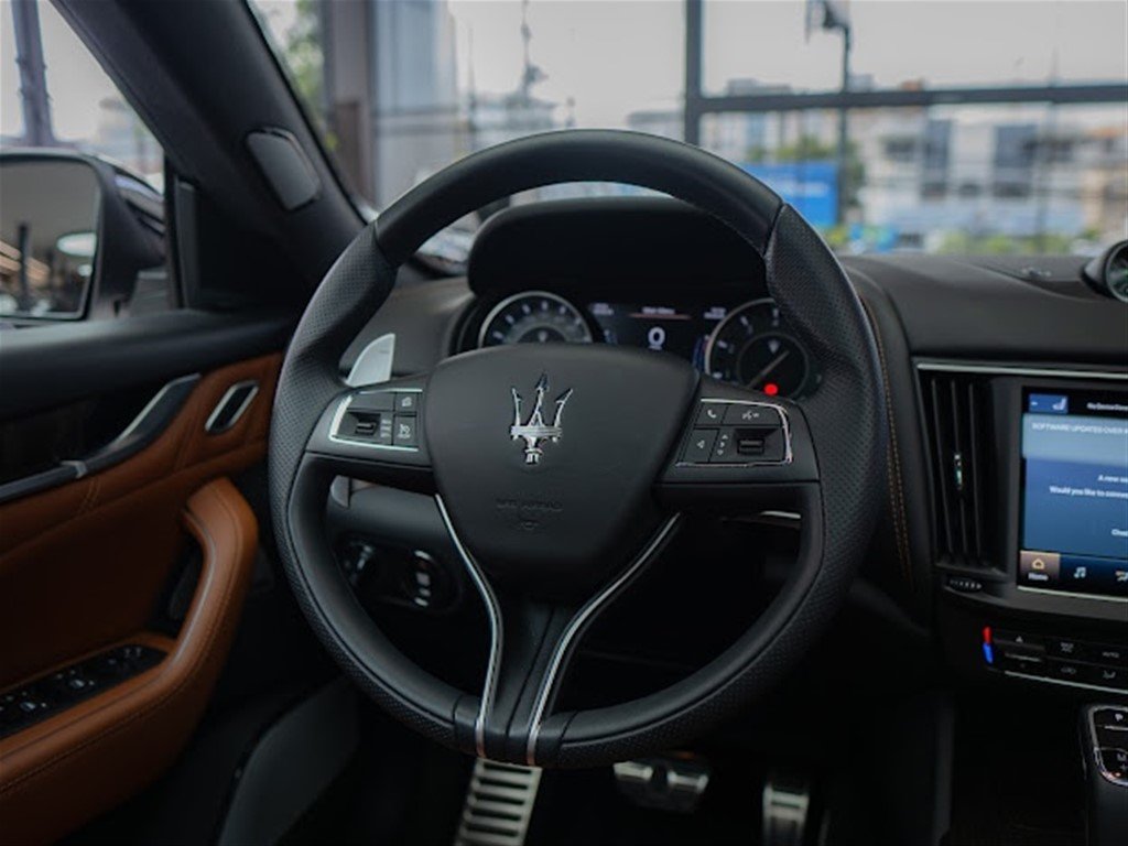 Maserati Levante SQ4 Ermeregildo Zegna