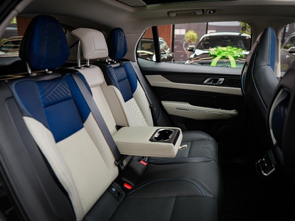 Lynk CO 01 Hyper Pro