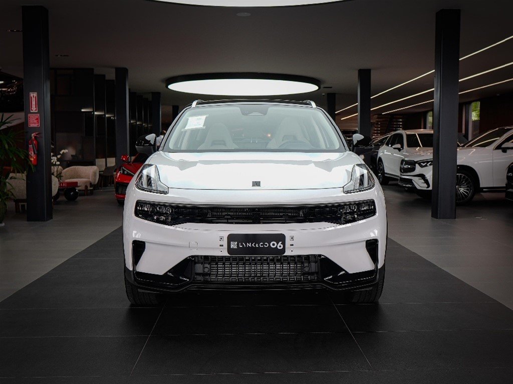 Lynk CO 06 Hyper Halo