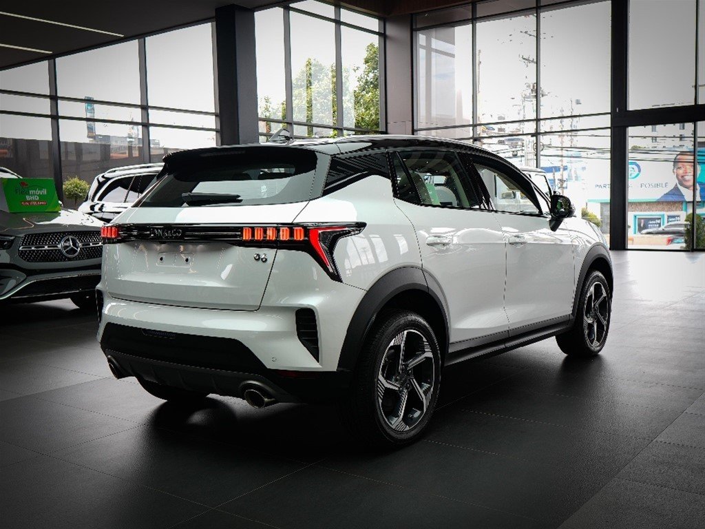 Lynk CO 06 Hyper Halo