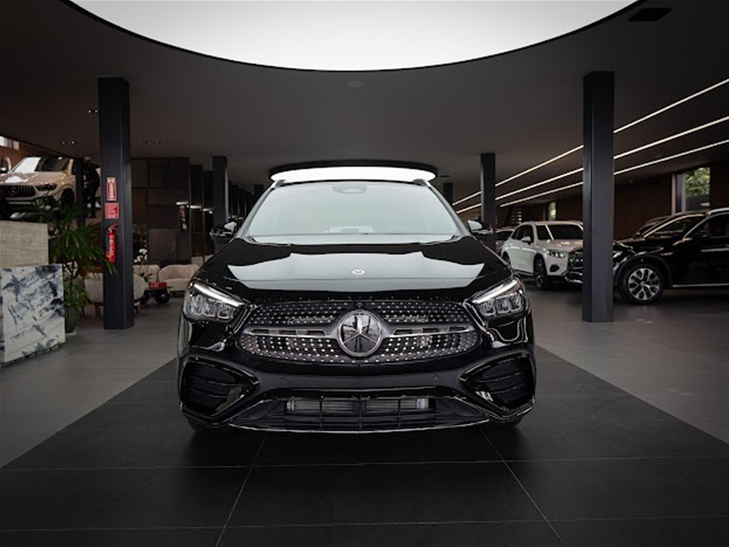 Mercedes-Benz Clase GLA 200 AMG PLUS