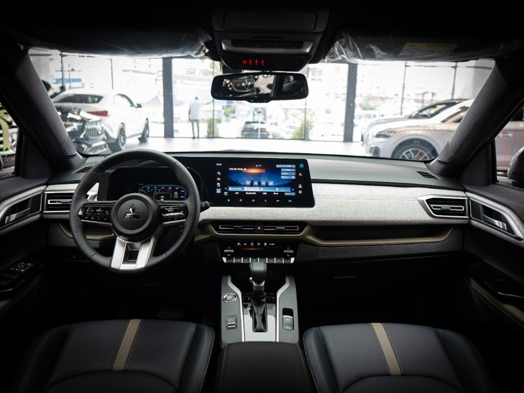 Mitsubishi Motors Outlander Sport