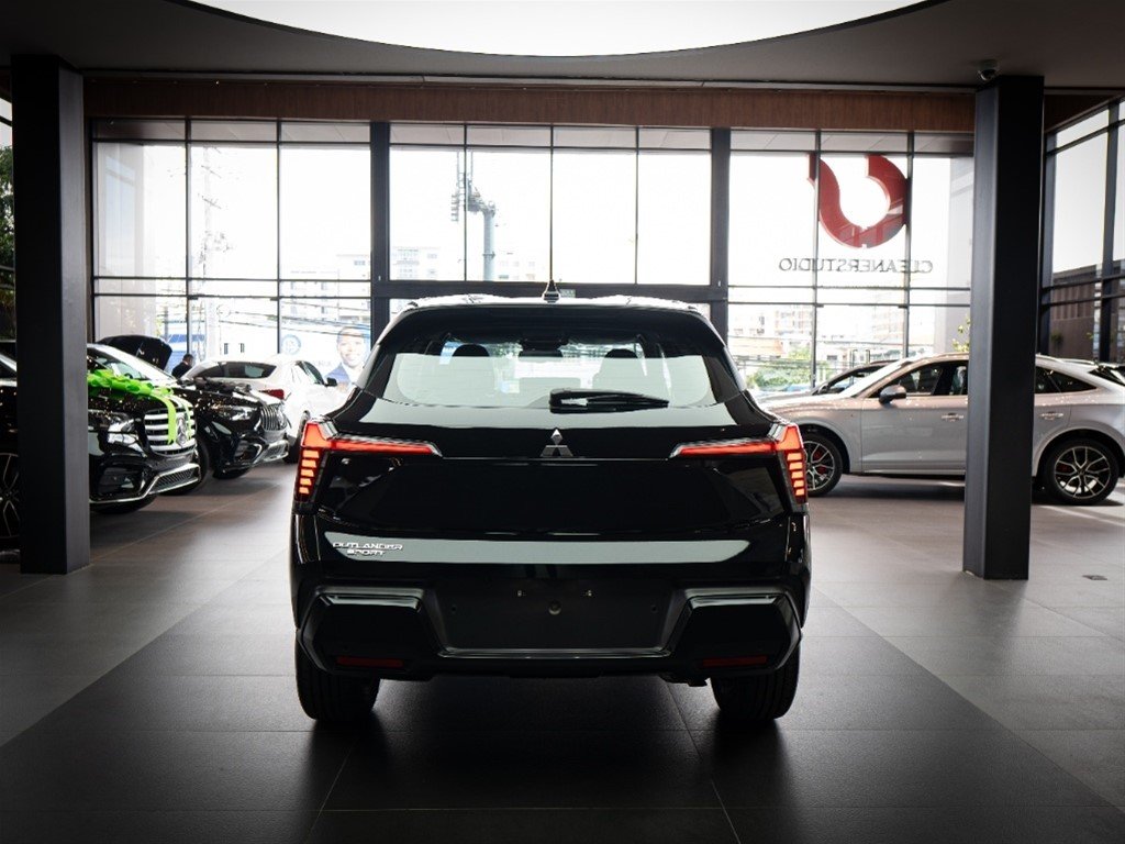 Mitsubishi Motors Outlander Sport