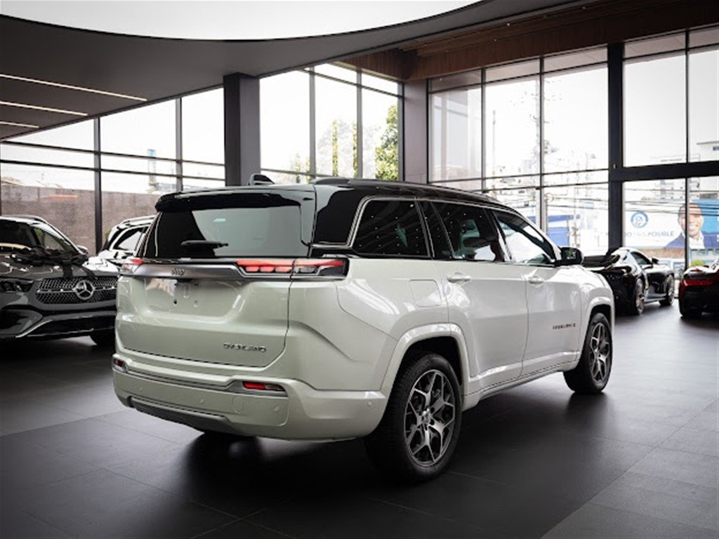 Jeep Commander Overland