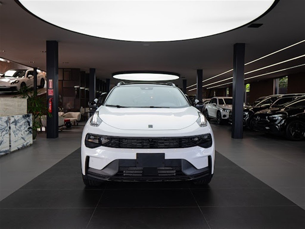 Lynk CO 01 Louder Pro