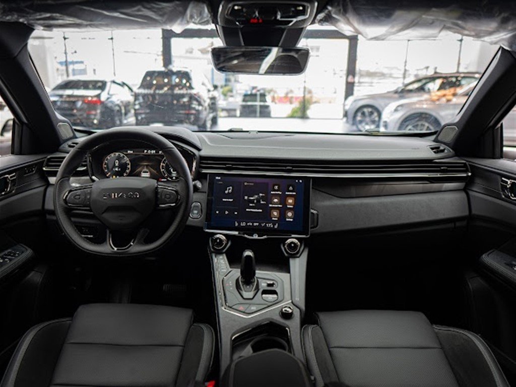 Lynk CO 01 Louder Pro