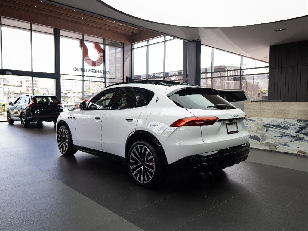 Maserati Grecale Modena