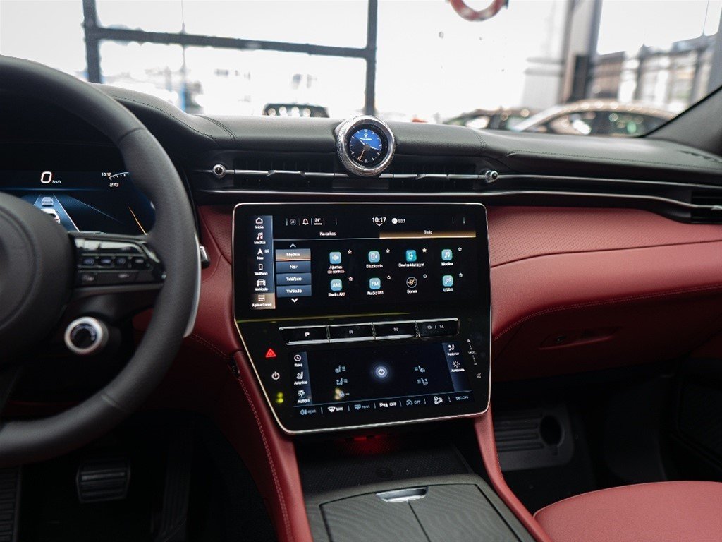 Maserati Grecale Modena