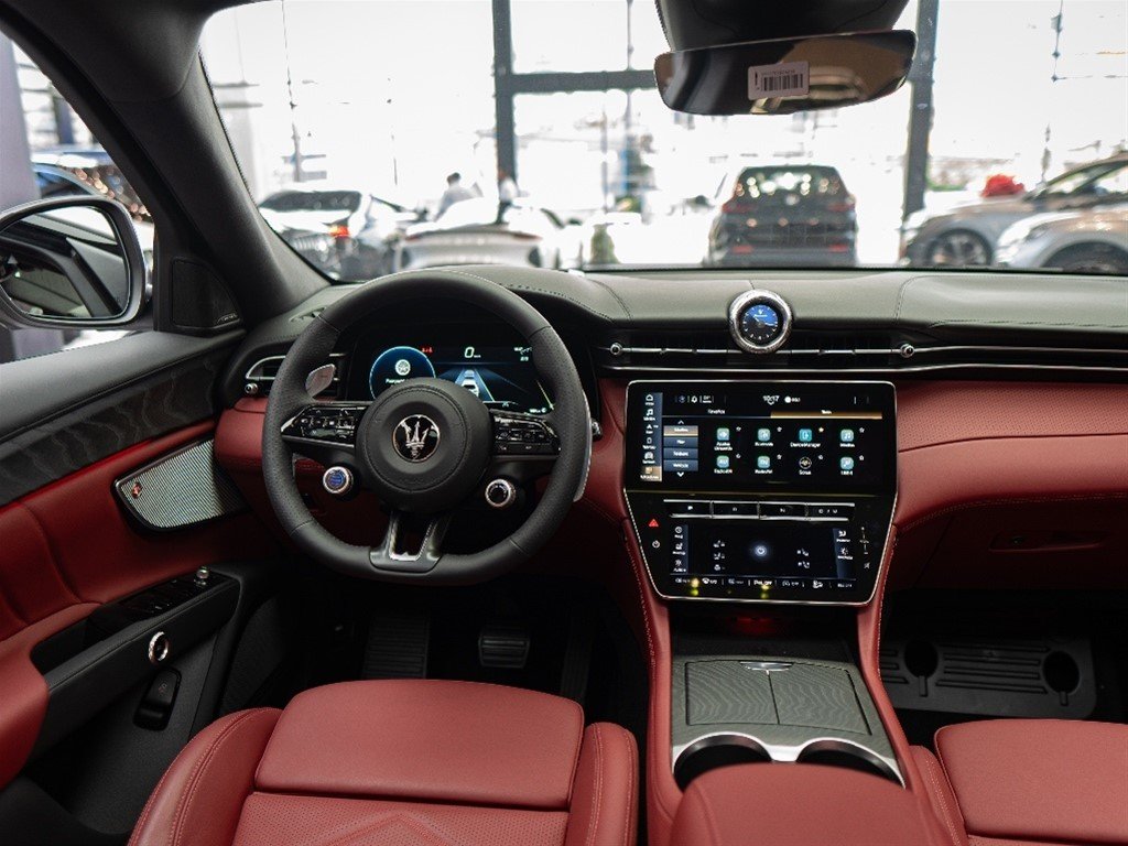 Maserati Grecale Modena