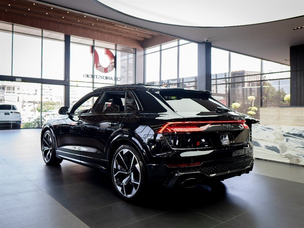 Audi RS Q8