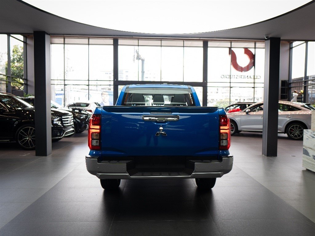 Mitsubishi Motors L 200