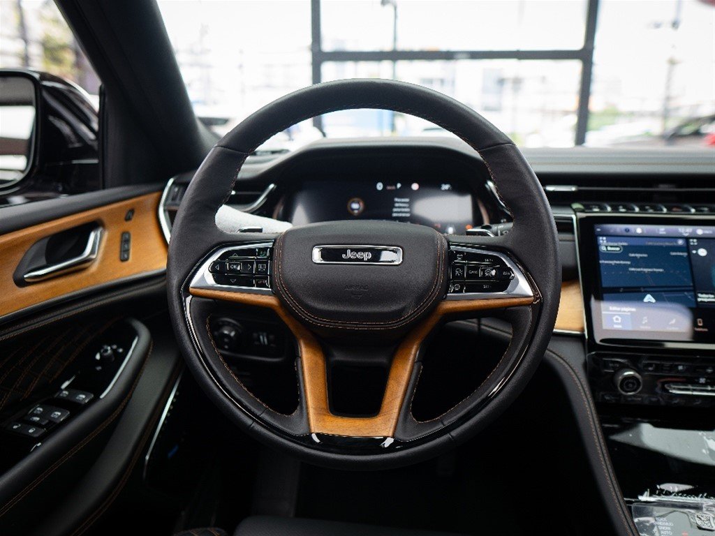 Jeep Grand Cherokee Summit Reserve