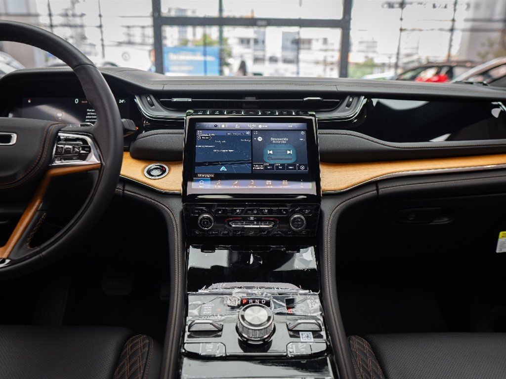 Jeep Grand Cherokee Summit Reserve