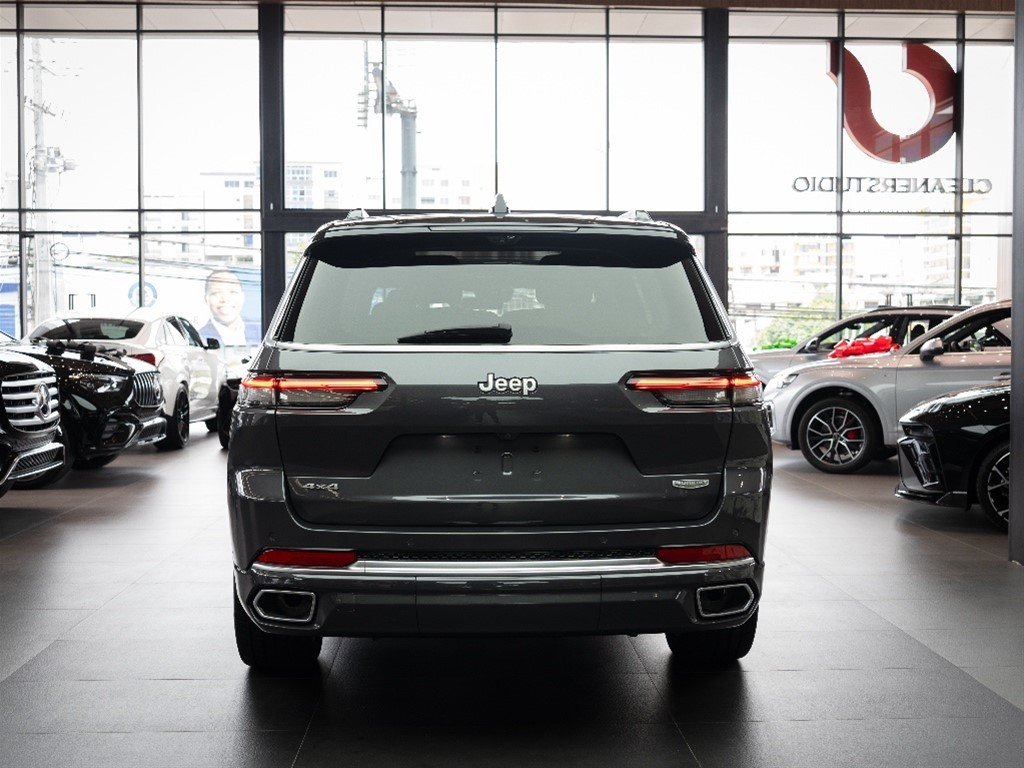 Jeep Grand Cherokee Summit Reserve