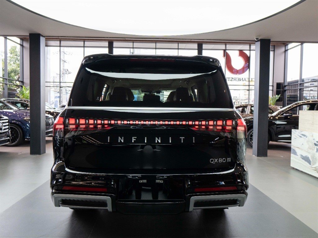 Infiniti QX-80