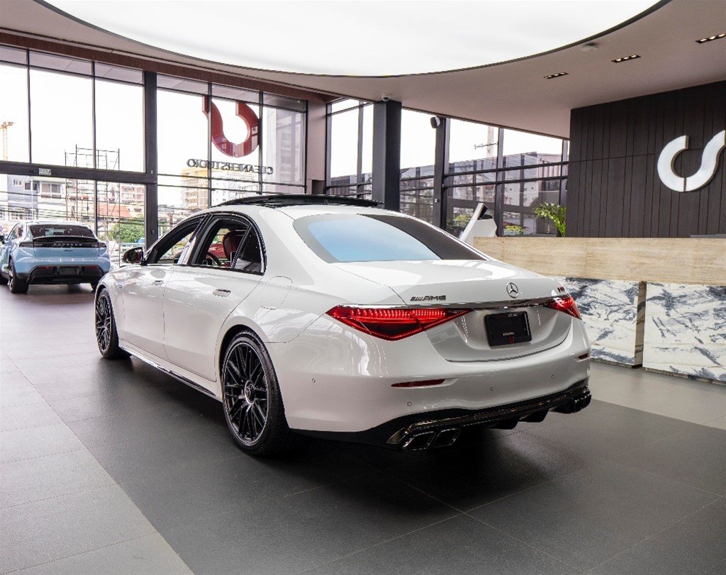 Mercedes-Benz Clase S 63 E PERFORMANCE