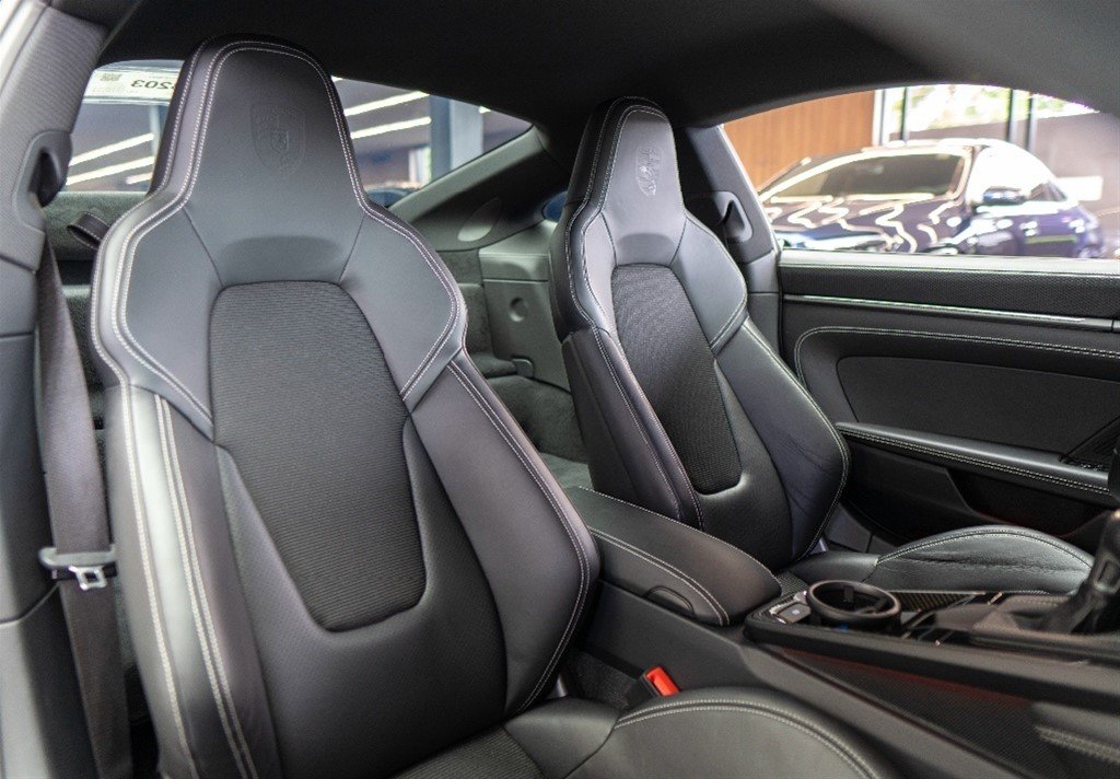 Porsche 911 GT3 Touring