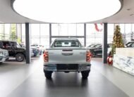 Toyota Hilux WIDE TREAD