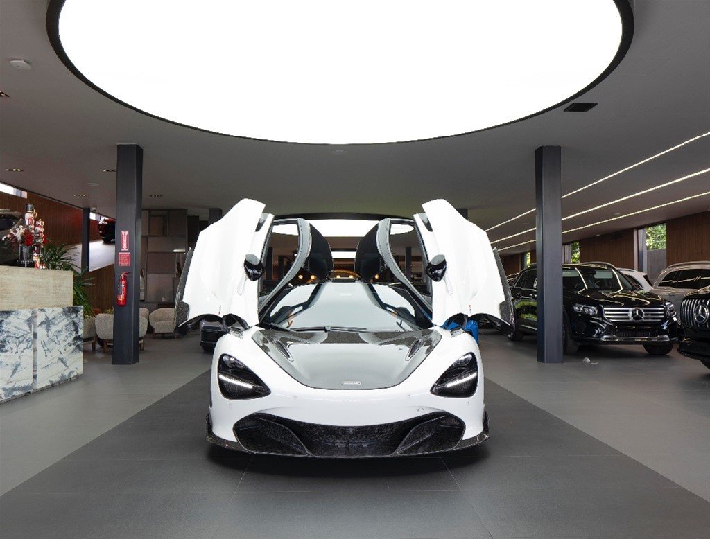 McLaren 720