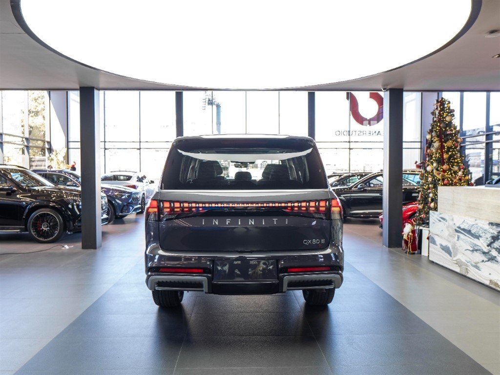 Infiniti QX-80