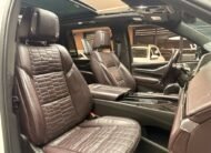 Cadillac Escalade Premium Luxury Long