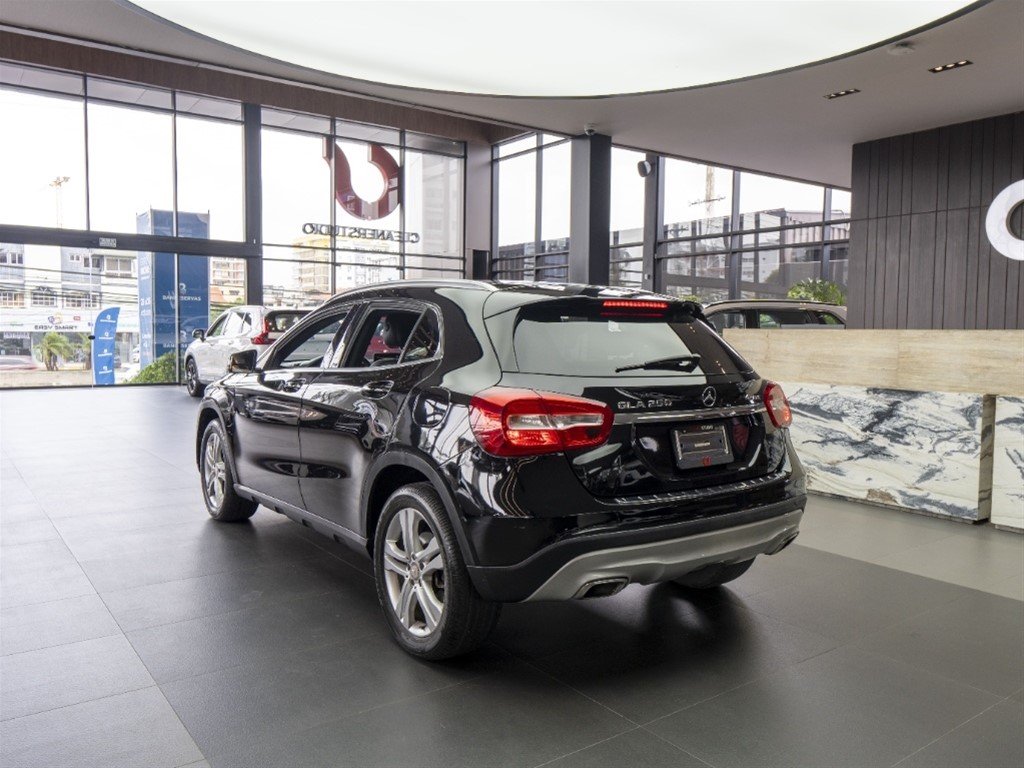 Mercedes-Benz Clase GLA 250 4 Matic