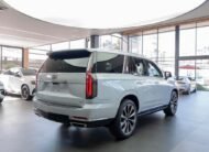 Cadillac Escalade Luxury Short