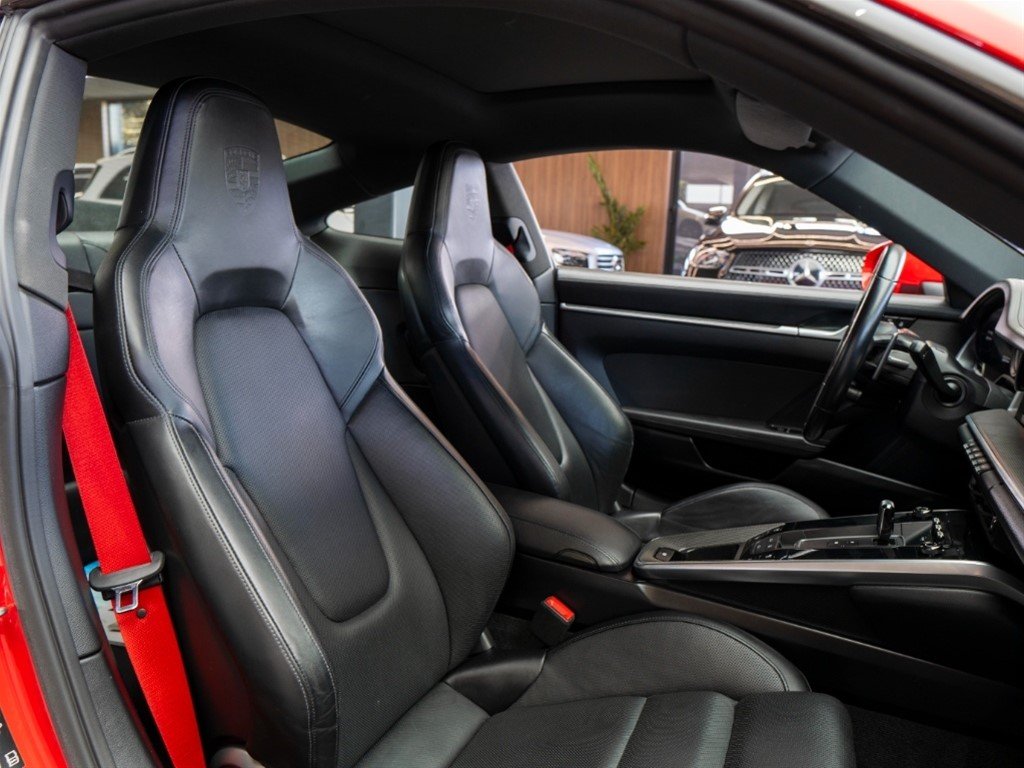 Porsche 911 Carrera S