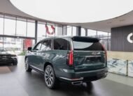 Cadillac Escalade Luxury Short