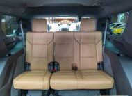 Cadillac Escalade Luxury Short