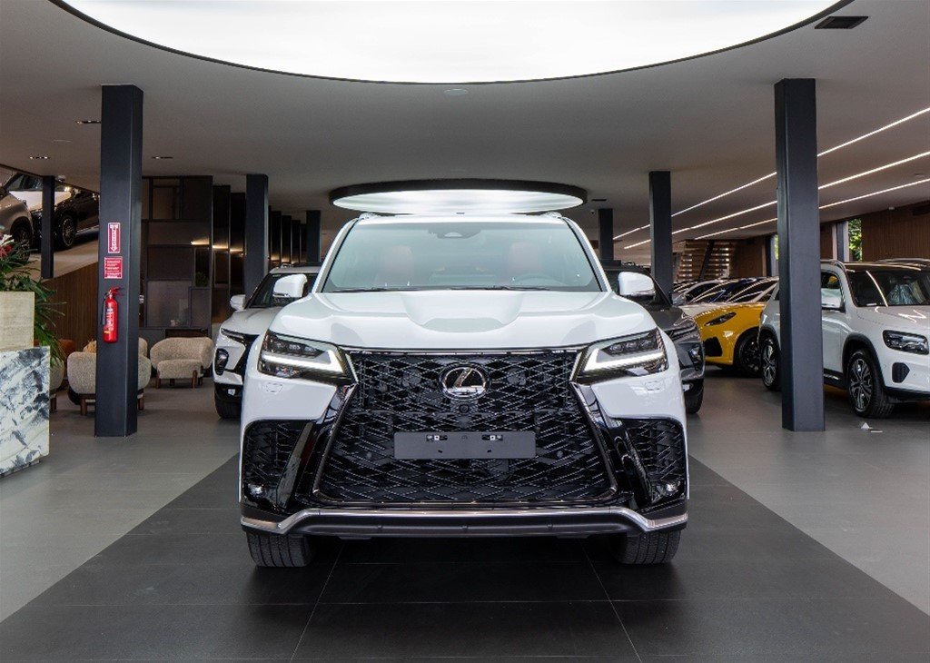 Lexus LX 700 H F SPORT