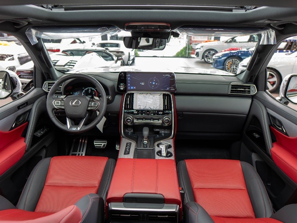 Lexus LX 700 H F SPORT