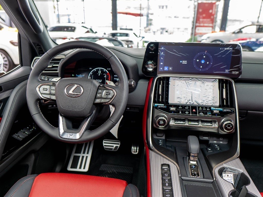 Lexus LX 700 H F SPORT