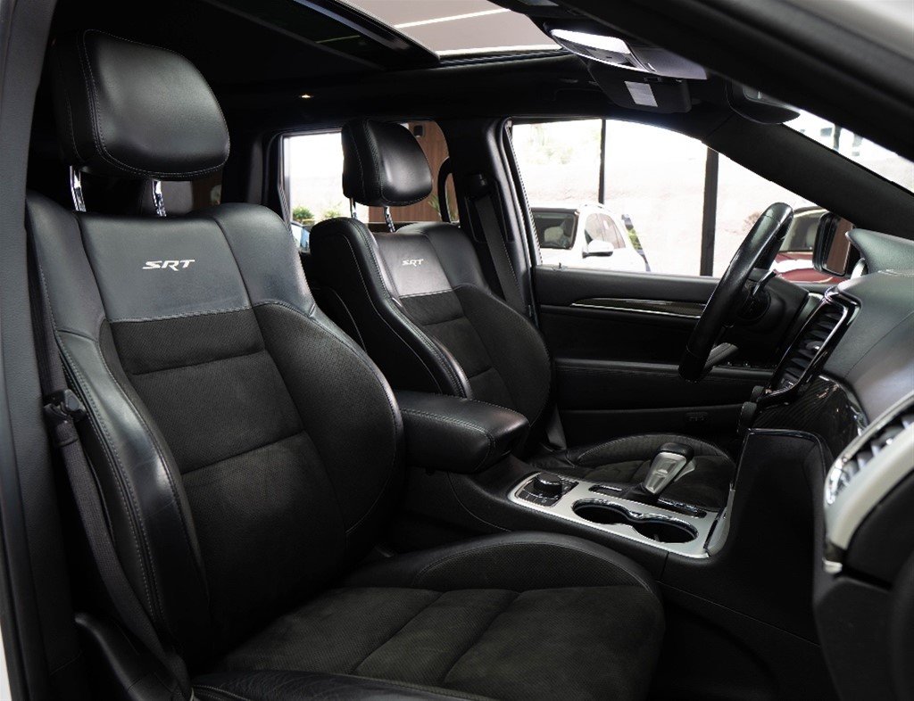 Jeep Grand Cherokee Sport