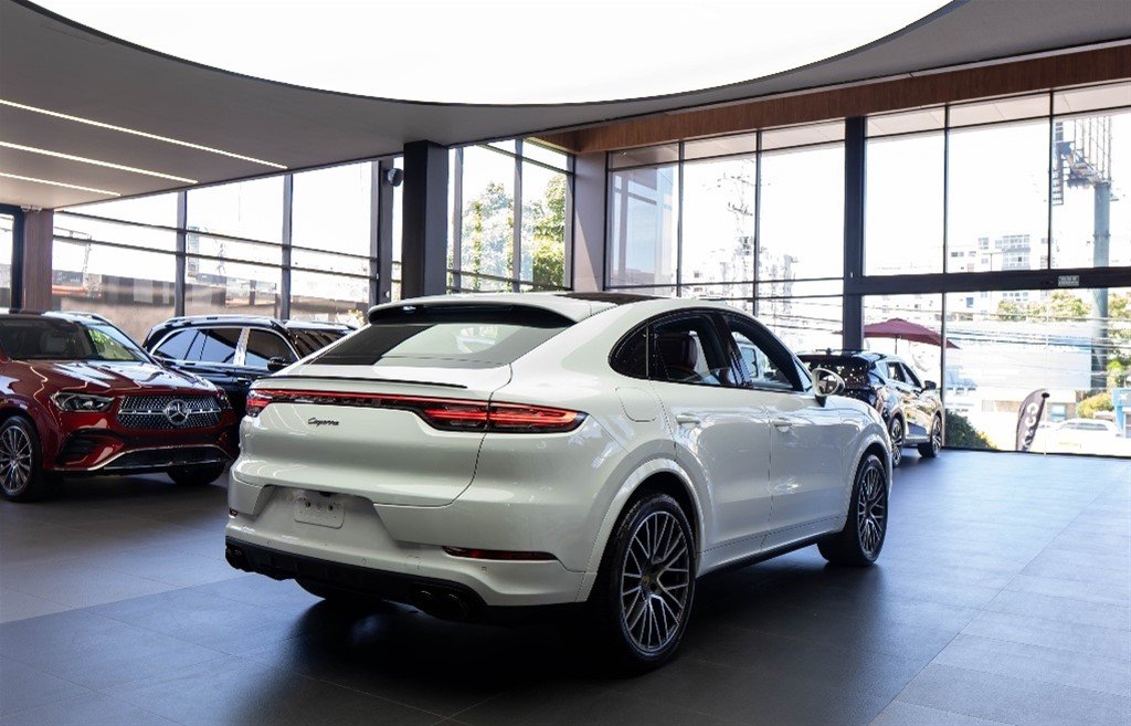 Porsche Cayenne Coupe