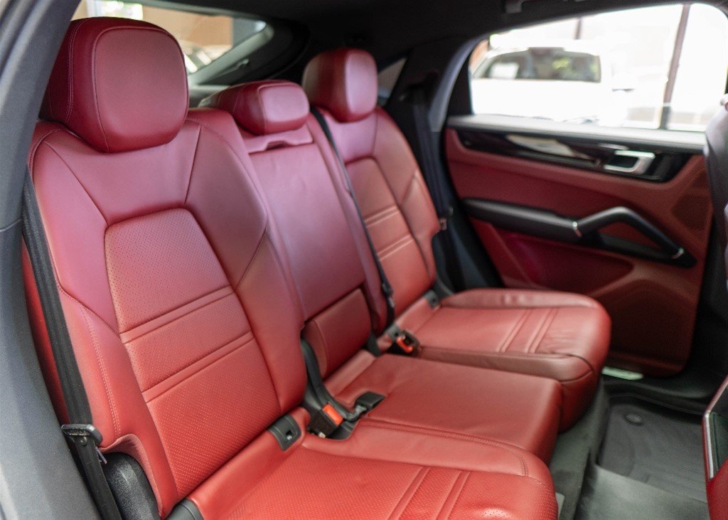 Porsche Cayenne Coupe