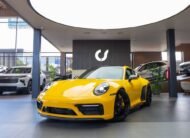 Porsche 911 Carrera GTS