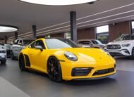 Porsche 911 Carrera GTS