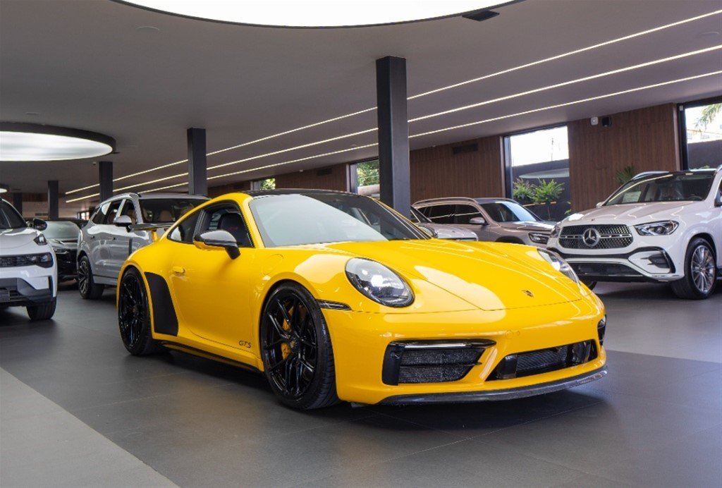 Porsche 911 Carrera GTS