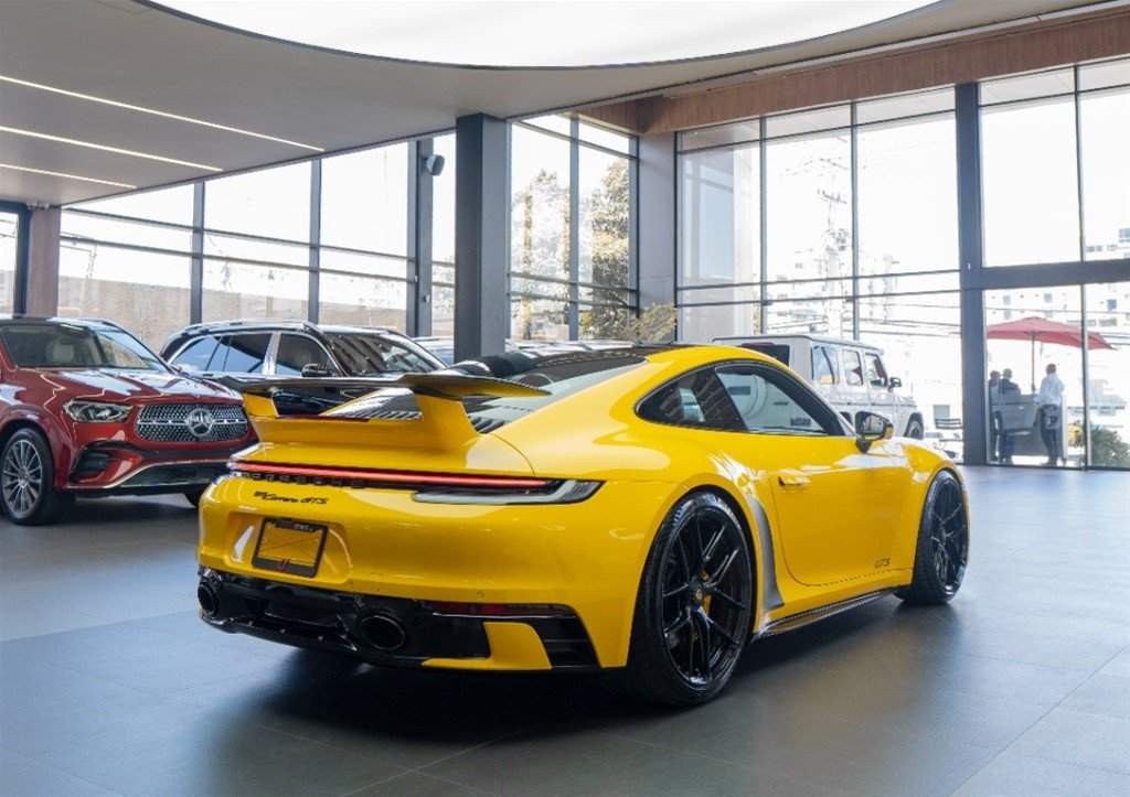 Porsche 911 Carrera GTS