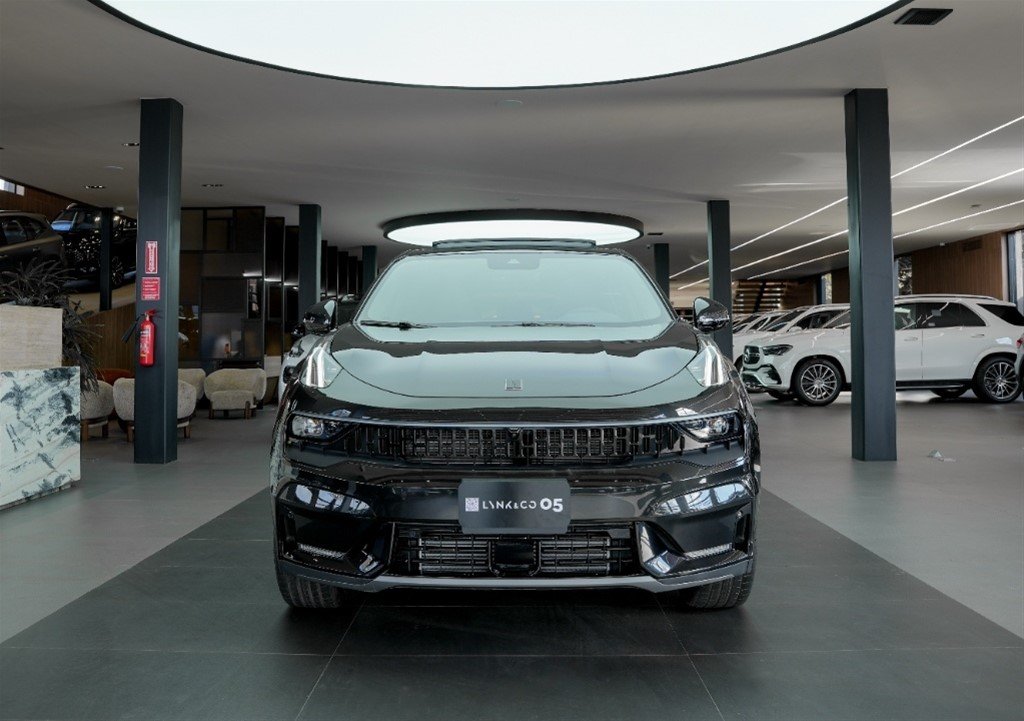 Lynk CO 05